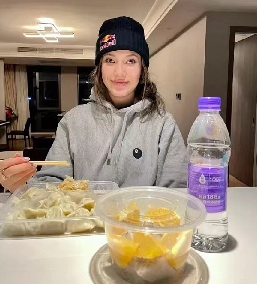 谷爱凌赛点兑现，明尼苏达森林狼淘汰北京国安晋级四强，主帅激动落泪(明尼苏达留学生小林鹏)